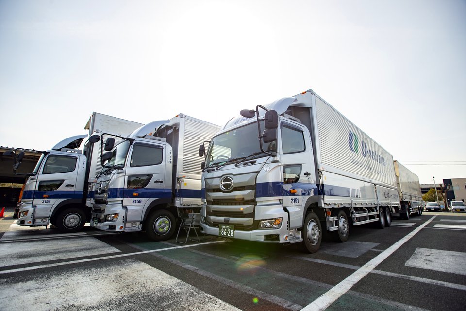 NEXT Logistics Japan様の取り組みがニュース番組で放送 当社のトラックも活躍しています - 写真1