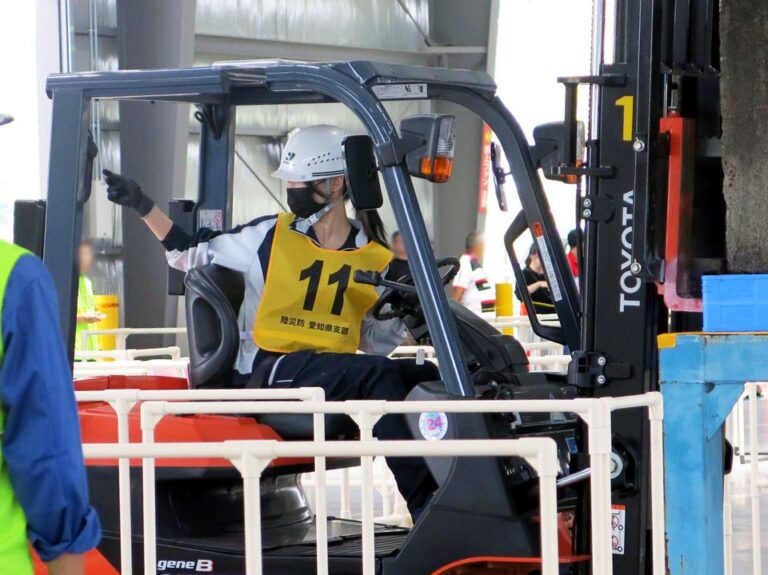 第45回 愛知県フォークリフト運転競技大会に出場しました - 写真1