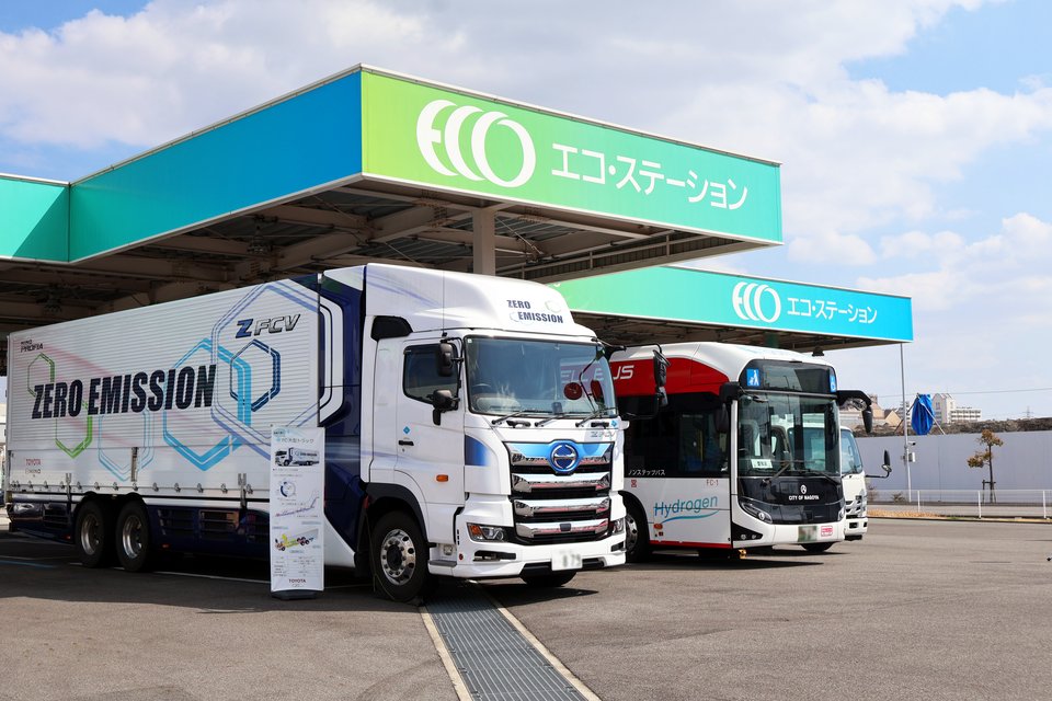 燃料電池商用車導入に向けた総決起集会に参加しました - 写真1